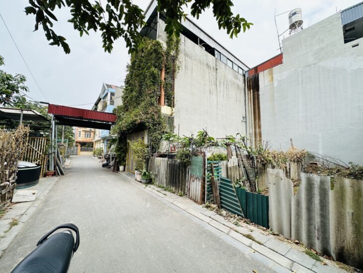 Bán đất Gia Quất – Ô tô tránh – Vỉa hè -40m2 nhỉnh 6 tỷ