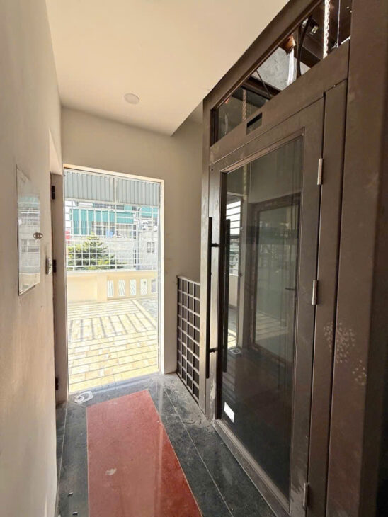 Bán nhà Hào Nam Đống Đa, Vị Trí Đắc Địa, Khung Cột Chắc Chắn, 60mx3T, Giá: 11,3 Tỷ, Lh: 0396935190.