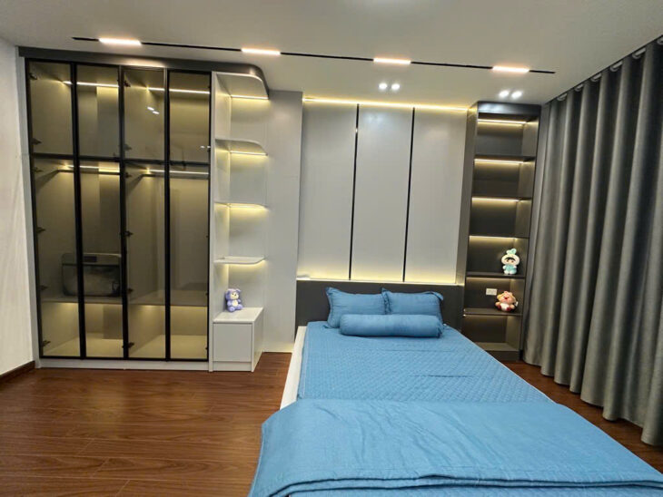 Giá hời! Bán nhà Cự Lộc, Láng, Ngã Tư Sở, 32m2, nhỉnh 7 tỷ, đẹp lung linh, ở ngay, vị trí đắc địa