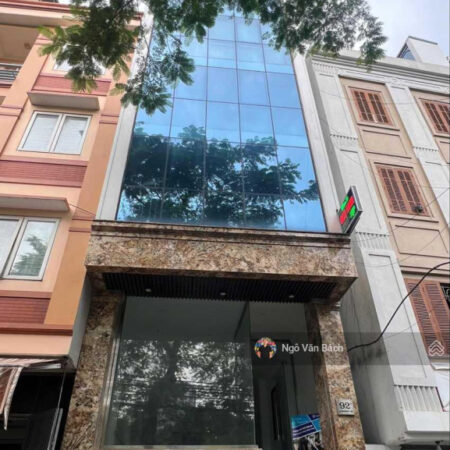 Bán gấp tòa nhà VP mặt phố Nguyễn Hoàng mới koong, 9 tầng có hầm rộng, sẵn dòng tiền 90tr chỉ 35 tỷ