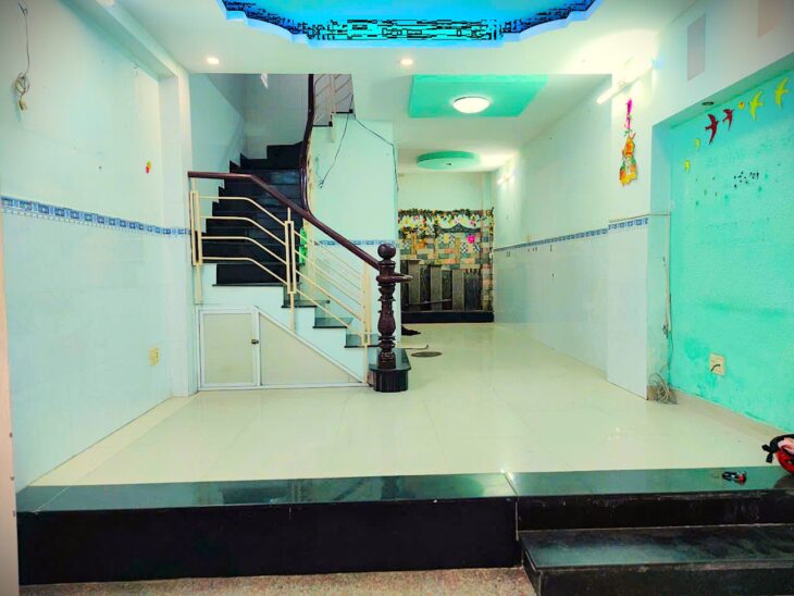 Bán nhà Phường Linh Tây DT sàn 96m2 có 2 Phòng ngủ 2 WC 2 Tầng Đúc chắc chắn giảm 300TR còn 3,75 tỷ