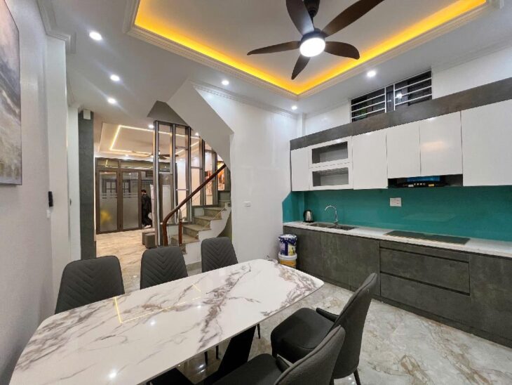 BÁN NHÀ TỨ LIÊN, TÂY HỒ – 48M2, 4 TẦNG 4 PHÒNG NGỦ – NGÕ TO THOÁNG, Ở LUÔN.