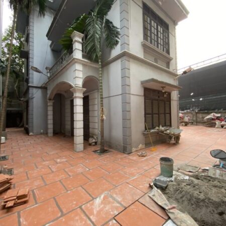 30M RA MẶT PHỐ – NGUYỄN NGỌC VŨ – CẦU GIẤY – 255M2 SỔ ĐỎ – Ô TÔ – NHỈNH 200TR/M2