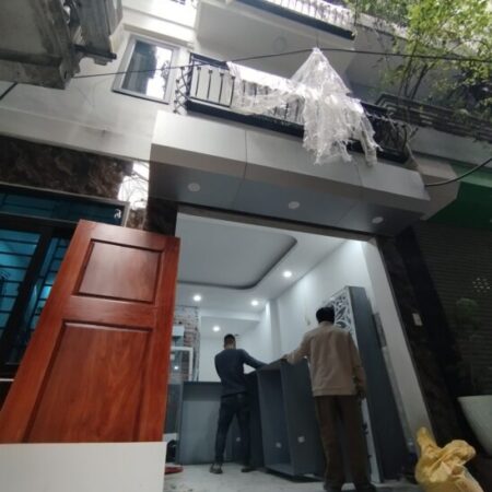 QUAN NHÂN – THANH XUÂN- MT 5,2M- GẦN Ô TÔ- THANG MÁY- NHÀ MỚI BÓC TEM- HƠN 6 TỶ