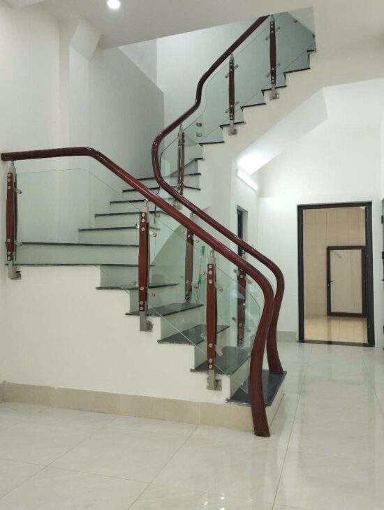 VƯƠNG THỪA VŨ – THANH XUÂN – KINH DOANH ĐA DẠNG – Ô TÔ ĐỖ CỬA – LÔ GÓC – HƠN 12 TỶ