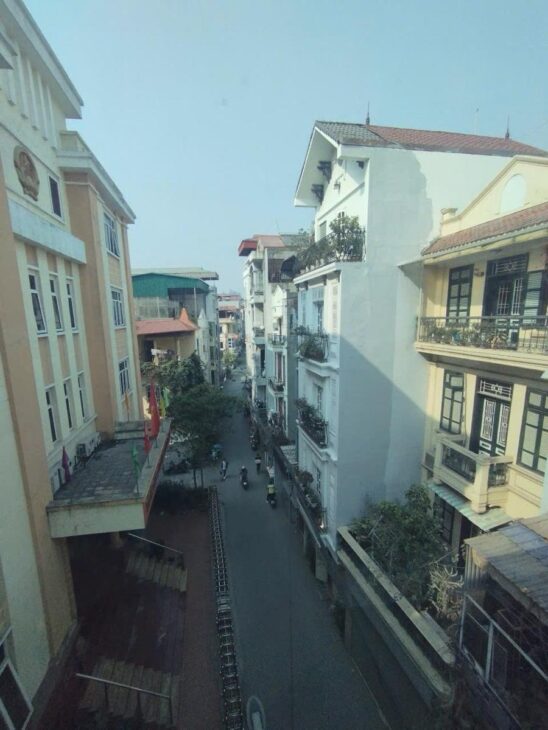 VƯƠNG THỪA VŨ – THANH XUÂN – KINH DOANH ĐA DẠNG – Ô TÔ ĐỖ CỬA – LÔ GÓC – HƠN 12 TỶ
