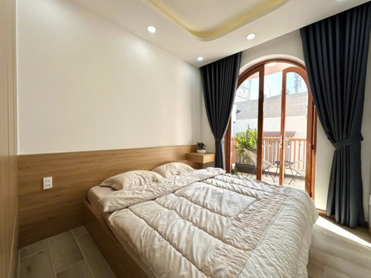 Bán Nhà HXH Bạch Đằng 40m2, 3 Tầng 3 P.Ngủ, Mới Ở Ngay Hơn 5 Tỉ