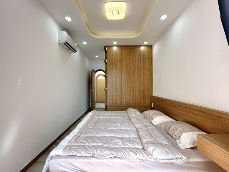 Bán Nhà HXH Bạch Đằng 40m2, 3 Tầng 3 P.Ngủ, Mới Ở Ngay Hơn 5 Tỉ