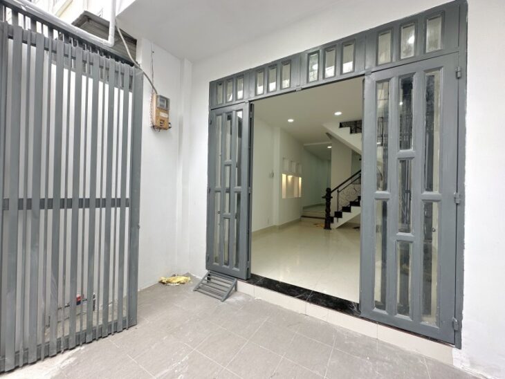 Bán Nhà HXH khu D2, Hutech, 3.5×13, 3 Tầng 3 PN Nhỉnh 6 Tỉ