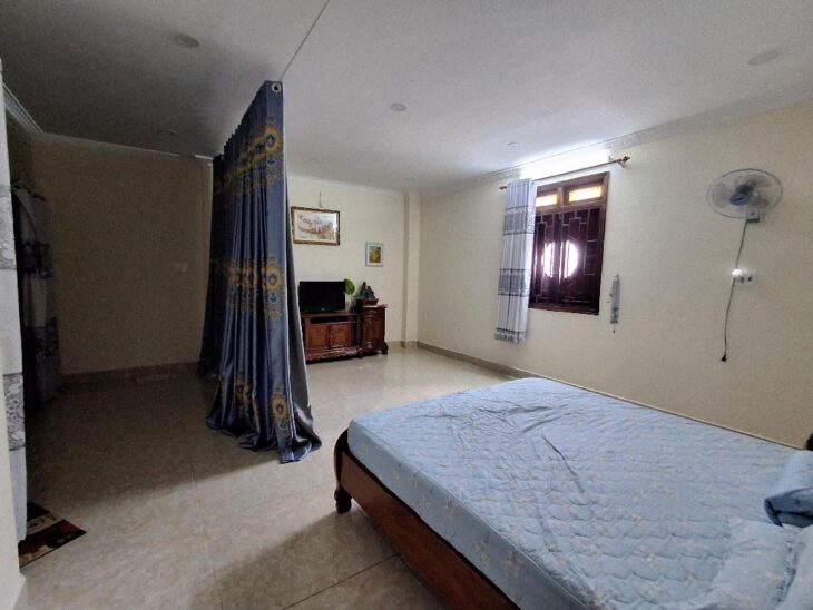 2 mặt tiền hẻm kinh doanh, 4 tầng, 139,5m2, ngang khủng 7m, thu nhập 240triệu/Năm, 160