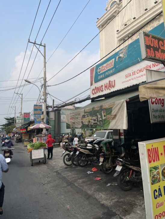 GẤP BÁN CĂN HỘ DV 6 TẦNG (30×35) MẶT TIỀN NGUYỄN VĂN QUÁ, QUẬN 12 GIÁ SIÊU VIP