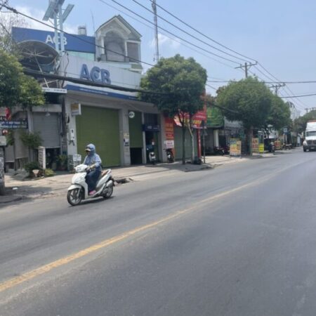 Bán nhà mặt tiền 8x40m giá 24,5 tỷ Đường Lê Văn Khương