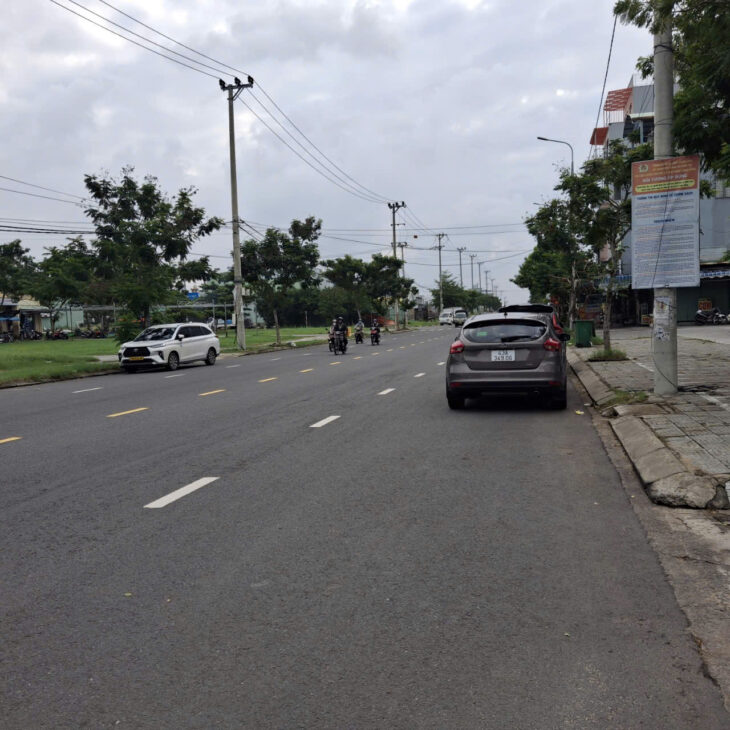 NHÀ 2 TẦNG MẶT TIỀN LÊ VĂN HIẾN 134m2 đất – KHU PHỐ SẦM UẤT, KINH DOANH ĐỈNH – GIÁ CHỈ 7.x TỶ