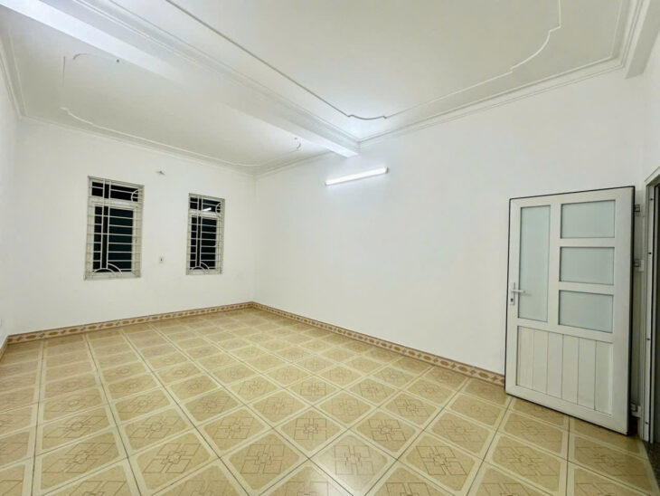 Nhà Vĩnh Tiến – Lê Chân, 37m 3 tầng, ô.tô đỗ cửa cực nông, Giá 2.33 tỉ rất hiếm