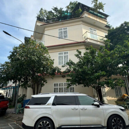 BÁN NHÀ 3 LẦU GÓC 2 MẶT TIỀN ĐƯỜNG VÕ THỊ SÁU, PHƯỜNG ĐÔNG HÒA, TP DĨ AN, BÌNH DƯƠNG.