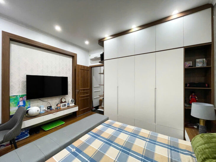 Bán nhà TĐC Sao Sáng – Thành Tô, 40m 4 tầng mới tinh, độc lập, đường 6m, Giá 4.65 tỉ