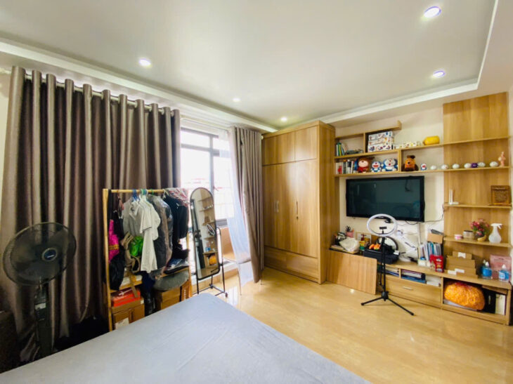 Nhà phân lô Tô Vũ – 193 Văn Cao, 40m 5 tầng độc lập, đường 10m, Giá 5.4 tỉ, đẹp như mới