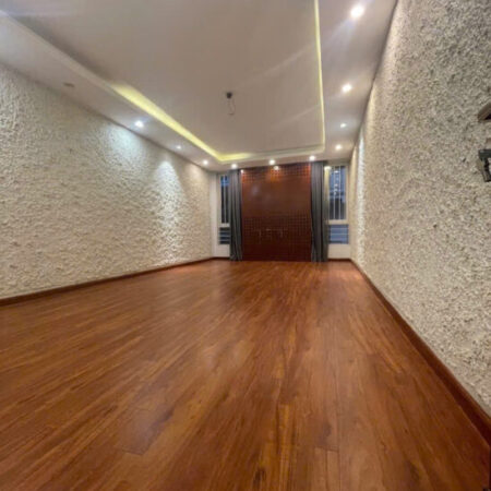 bán nhà phân lô ngõ 61 lạc trung 4 tầng long lanh vỉa hè ô tô kinh doanh hai bà trưng