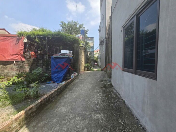 SIÊU PHẨM GIÁ 3,3 TỶ ĐẤT TẠI TT CHÚC SƠN-CHƯƠNG MỸ D/T:94M