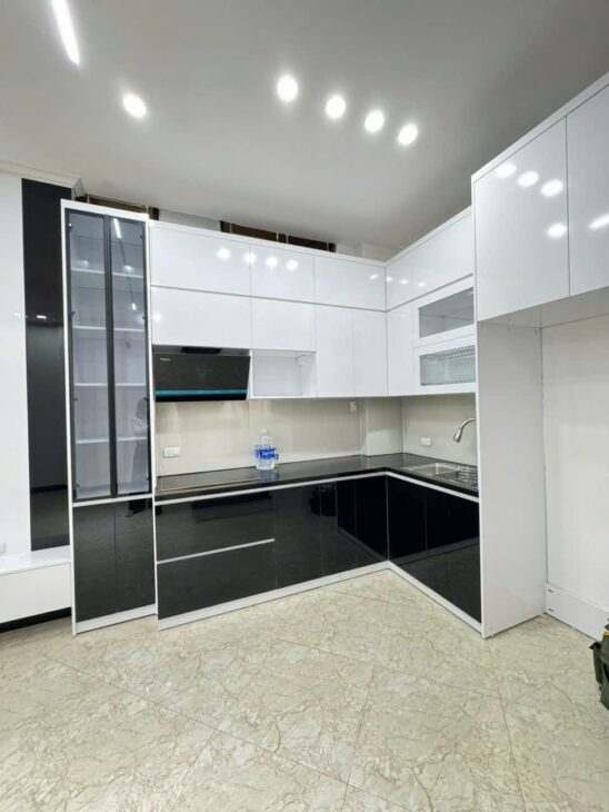 BÁN NHÀ CHIẾN THẮNG HÀ ĐÔNG- OTO ĐỖ – PHÂN LÔ BÀN CỜ – KHU ĐT VĂN QUÁN . DT 36m2 x 5T, MT 4m.