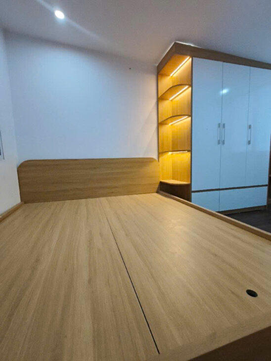 Bán Nhà Trương Định 26m 2 Tầng full Nội Thất Giá 1,499 tỷ Chưa Sổ