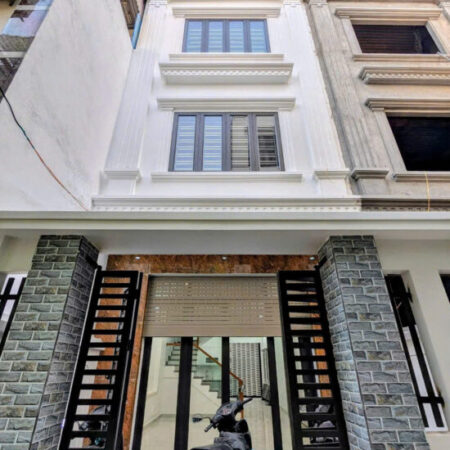 Nhà Trực Cát, 66m 4 tầng, độc lập, sân cổng riêng, mới tinh, Giá 4.35 tỉ, sát mặt đường