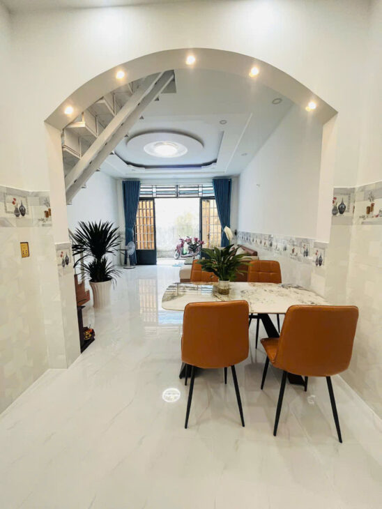 Nhà 2 Tầng SHR Giá chỉ 3 Tỷ 4 Hẻm Xe Hơi Tân Thơi Hiệp Quận 12 Sát Gò Vâp