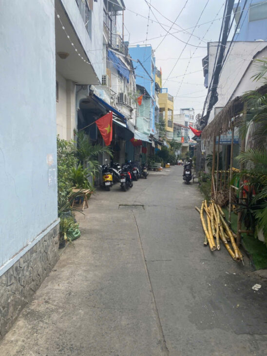 CHỦ GIẢM MẠNH 1,3 TỶ, GIÁ MỚI CHỈ 12,7 TỶ QUÁ RẺ VỊ TRÍ HẺMXE HƠI, TẠ QUANG BỬU, DT: 116.5 M2