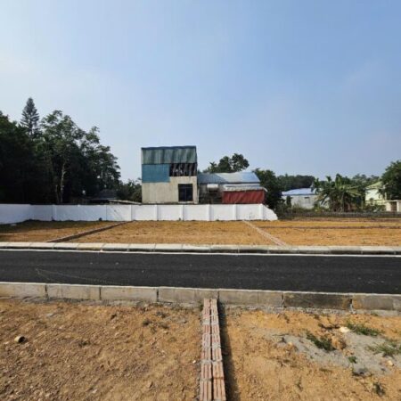 Bán đất Lại Thượng đường to ôtô vào đất ngõ thông giá rẻ nhỉnh 1tỷ 60m