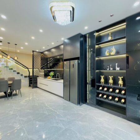 BÁN GẤP TRƯỚC TẾT – BIỆT THỰ MINI SÂN VƯỜN KIỆT Ô TÔ HOÀNG DIỆU 80M2 2 TẦNG GIẢM 200TR CHỈ CÒN