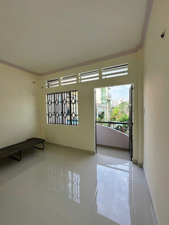 BÁN NHÀ GÒ VẤP_ 50M2_ CÁCH 50M RA XE TẢI TRÁNH_ NHỈNH 4 TỶ.