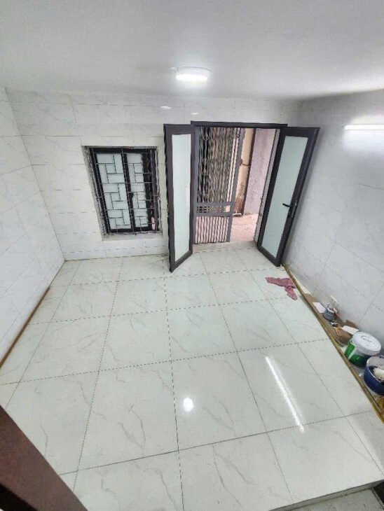 Bán Nhà Lĩnh Nam, 19m 3 Tầng 2 Phòng, Giá 1.68 tỷ Sổ Đổ chung