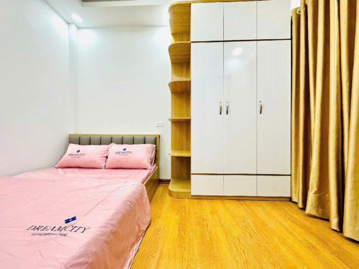 Cần Bán Nhà Tân Mai 19m 4 Tầng 3 phòng Full Nội Thất Sổ Chung Giá 2.55 Tỷ