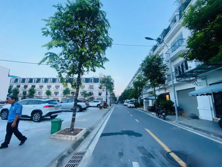 Đẹp nhất dự án Việt Phát – Lê Chân, 63m 4 tầng, gần ngay cổng, Giá 5.68 tỉ view công viên