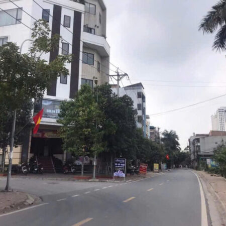 BÁN MẢNH ĐẤT PHÂN LÔ VỈA HÈ KINH DOANH NGŨ HIỆP DT70m giá 6.4 tỷ