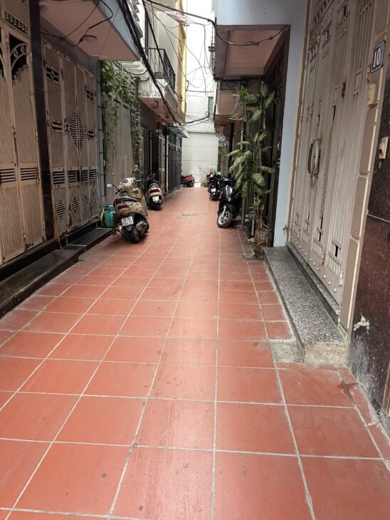 BÁN NHÀ- NGỌC THỤY- LONG BIÊN- LÔ GÓC – CẠNH MIPEC- VIEW HỒ- OTO ĐỖ CỬA