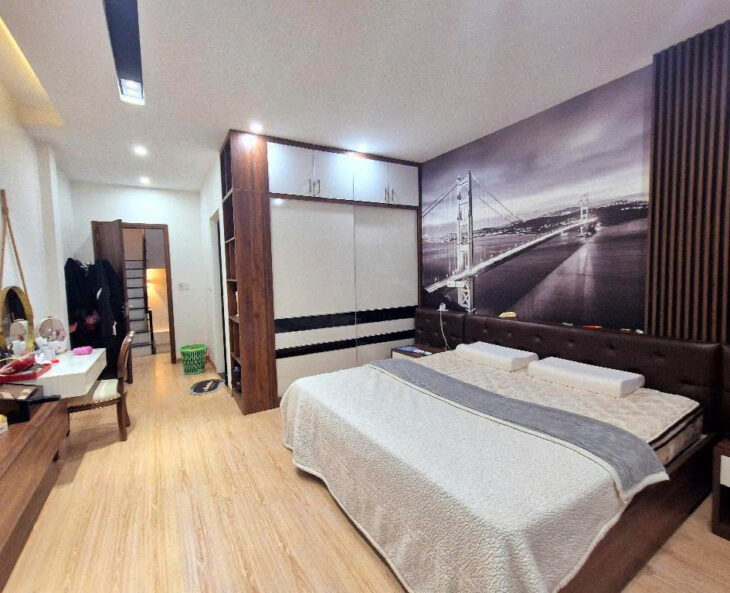 BÁN NHÀ CHIẾN THẮNG VĂN QUÁN, HÀ ĐÔNG, DT 45M2 X 5 TẦNG, Ô TÔ ĐỖ CỬA, GẦN PHỐ, FULL NỘI THẤT, MẶT