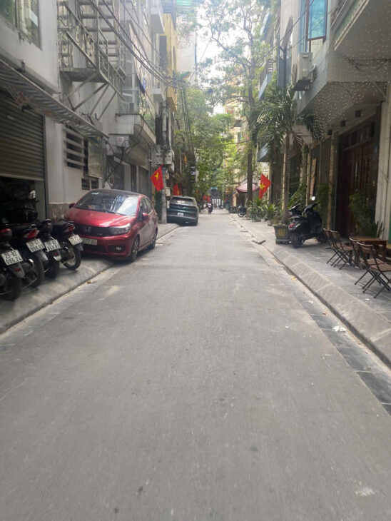 Bán nhà 60m², 4 tầng, 3PN, 3WC, Tô Vĩnh Diện – Khương Mai – 17 tỷ