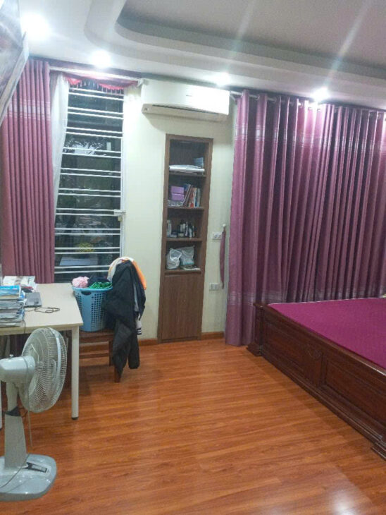 Bán nhà khu đô thị ao sào 5 tầng ô tô kinh doanh hoàng mai