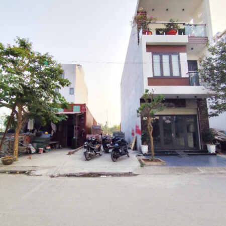 Đất tuyến 2 Bùi Viện, cạnh Bến xe Vĩnh Niệm, 70m MT4.5, đường 12m, Giá 64 tr/m Đất tuyến 2 Bùi Viện, cạnh Bến xe Vĩnh Niệm, 70m MT4.5, đường 12m, Giá 64 tr/m