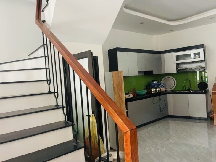 CƠ HỘI SỞ HỮU NHÀ Vĩnh Ninh, Vĩnh Quỳnh SÁT PHỐ NHÀ SIÊU RỘNG-MẶT TIỀN KHỦNG-SÂN ĐỂ XE RIÊNG-TIỆN