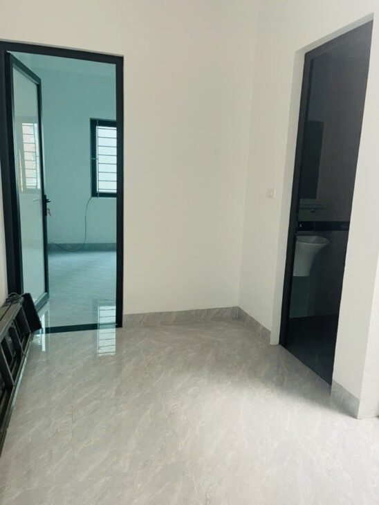 CƠ HỘI SỞ HỮU NHÀ Vĩnh Ninh, Vĩnh Quỳnh SÁT PHỐ NHÀ SIÊU RỘNG-MẶT TIỀN KHỦNG-SÂN ĐỂ XE RIÊNG-TIỆN