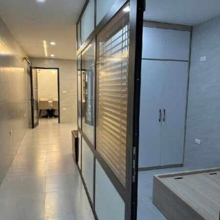 Bán nhà tập thể tầng 1 phố 8 tháng 3 long lanh ở ngay kinh doanh hai bà trưng