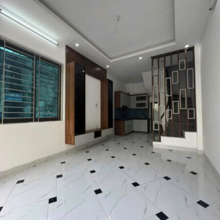Bán nhà KIM NGƯU, 30m2, 4,8 TỶ, ngõ ba gác tránh, lên tầng nhìn ra phố, HIẾM.