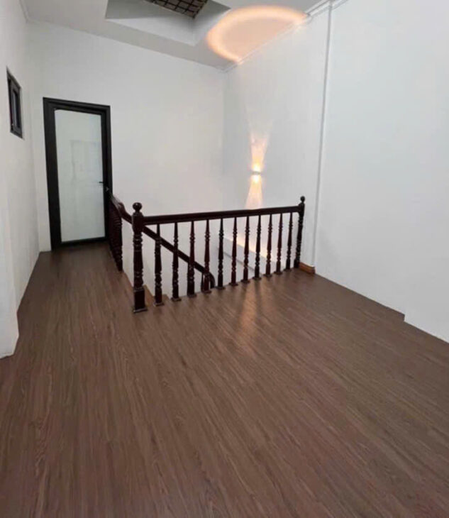 BÁN NHÀ DÂN XÂY PHỐ TRẦN NHẬT DUẬT, HÀ ĐÔNG, GẦN HỒ, DT 48M2,