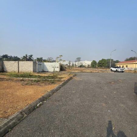 Cần bán đất đẹp Thạch Hoà Thạch Thất ô tô phi vèo vèo giá rẻ 96m 2.7tỷ