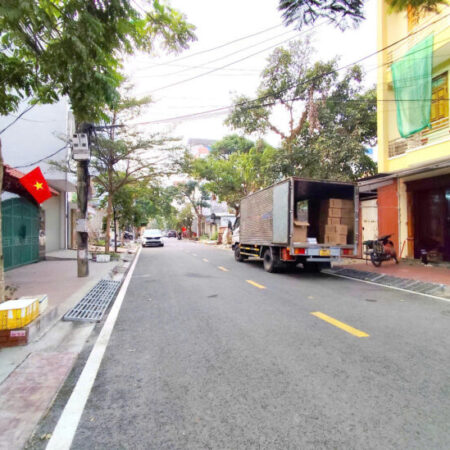 Đất mặt đường Đào Nhuận – Trại Lẻ, 90m2 MT 4.5m, đường 15m Giá 6.6 tỉ Đất mặt đường Đào Nhuận – Trại Lẻ, 90m2 MT 4.5m, đường 15m Giá 6.6 tỉ