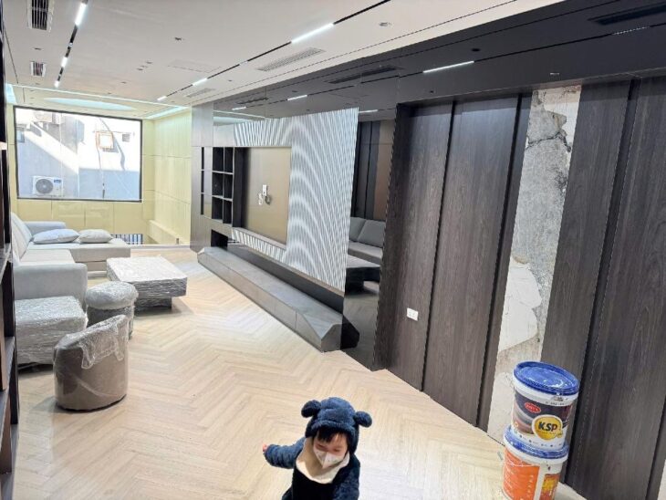 ANH TRAI BÁN NHÀ NGUYỄN SƠN- 6 TẦNG, OTO ĐỖ CỬA- THANG MÁY- VỊ TRÍ CỰC ĐẸP