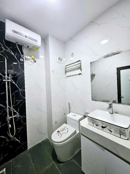 Bán nhà minh khai gốc đề 5 tầng long lanh ở ngay ô tô kinh doanh hoàng mai