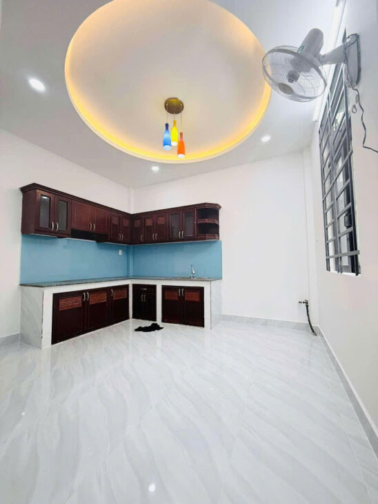 Nhà Đẹp 2 Tầng Giá Chỉ 3 Tỷ 09 SHR 44m Tân Chánh Hiệp Quận 12 Sát Gò Vấp Hẻm 4 mét